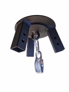 Trójnóg do wiercenia studni z bloczkiem